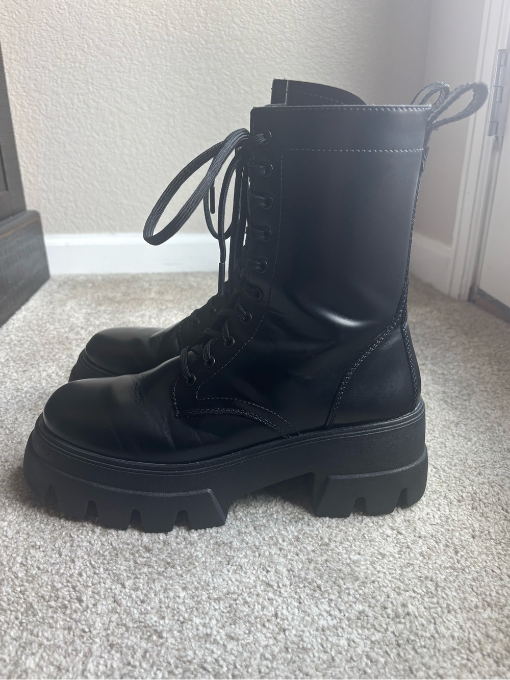 Thursday Boot Company Dynasty Boots- Womens size 10. Like New Condition. - Picture 12 of 16